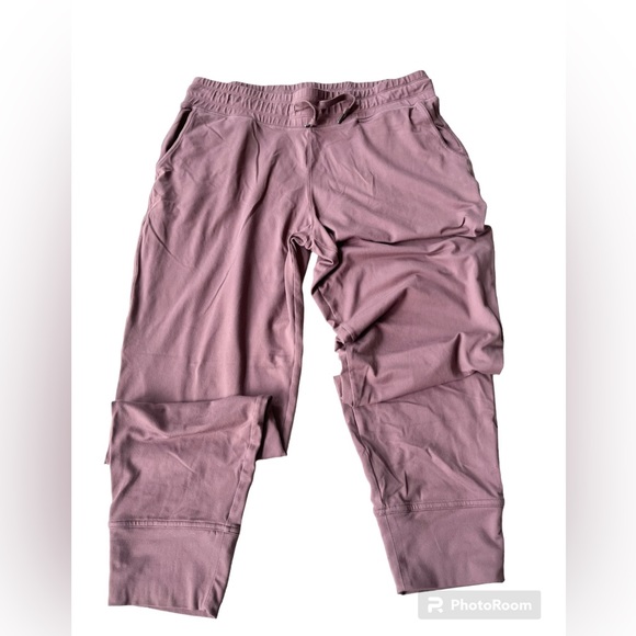 Tuff Athletics Women’s Pants - Picture 2 of 9